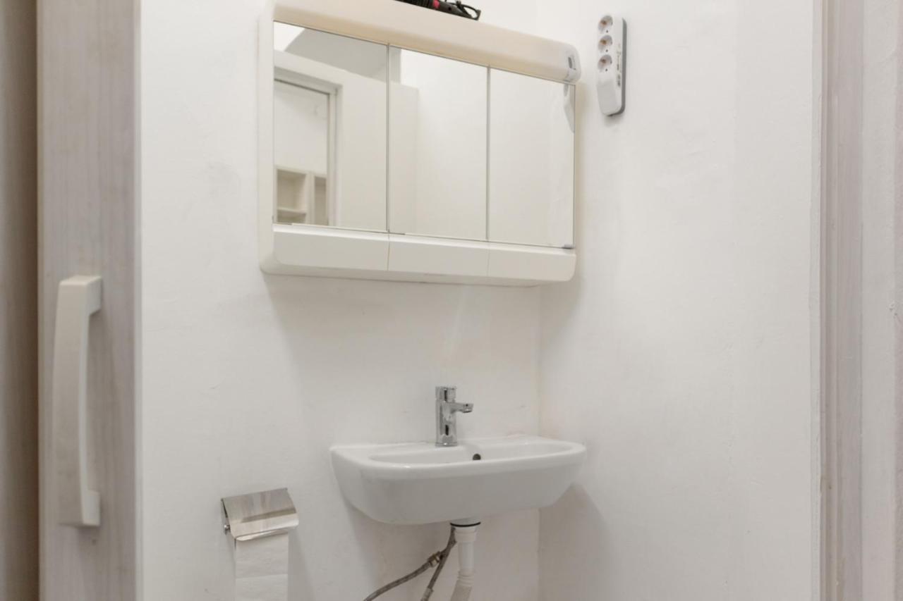 Pleasant 1br Aprt. Near The Danube & Millenium T. Apartmán *